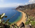 Strand in Teneriffa - Nach Unwettern auf den Kanaren mussten Straßen gesperrt werden.