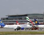 Flughafen Hamburg Rollfeld - Am Flughafen Hamburg kommt es am Montag, 4. Februar, durch einen Streik des Bodenpersonals zu massiven Einschränkungen im Reiseverkehr. © Michael Penner, Flughafen Hamburg