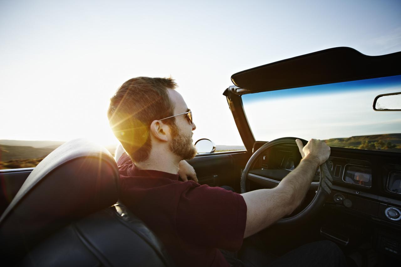 Cabrio+Mann+Sonnenuntergang