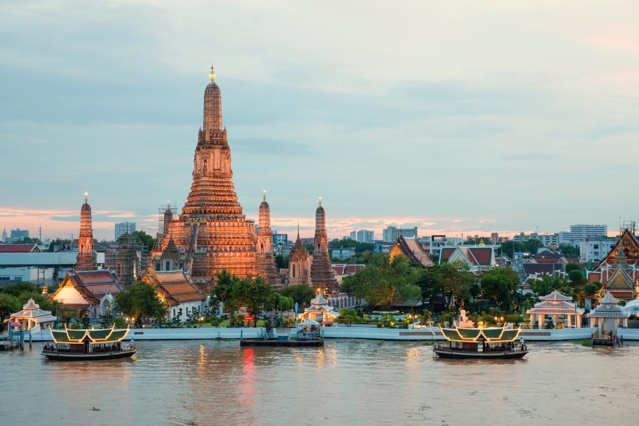 Wat Arun - Bangkok Wat Arun - Bangkok