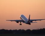Startendes Flugzeug - Ab September 2019 gibt es wieder eine Direktverbindung vom Flughafen Hannover nach Brüssel.