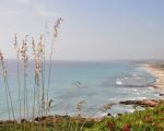 Strand auf Menorca - Menorca wird vom spanischen Gesundheitsministerium nicht mehr als Corona-Risikogebiet eingestuft.