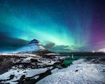 Island: Polarlicht - Island lässt ab sofort Personen mit abgeschlossener Corona-Impfung ohne Test oder Quarantäne einreisen.