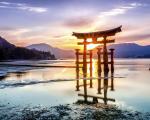 Japan: Miyajima, Itsukushima Floating Shrine, Torii Tor - Der berühmte Floating Shrine auf der japanischen Insel Miyajima kostet bald Eintritt.