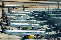 Piloten der spanischen Airline Vueling haben einen Streik angekündigt. Foto: Vueling Vueling Airlines am Flughafen