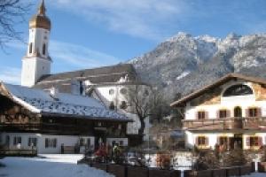 In den diesjährigen Weihnachtsferien ist Garmisch das beliebteste Reiseziel in den Alpen.