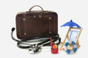 Für Urlaubsreisen ist eine private Auslandsreisekrankenversicherung sinnvoll.