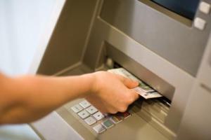 Girokonto: Kontoführungsgebühren ärgern Deutsche am meisten