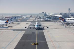 Neben Frankfurt verbindet Ellinair ab Sommer auch Berlin, Düsseldorf, Hamburg, Hannover, Leipzig und München mit Kreta. Foto: Fraport AG Flughafen Frankfurt Rollfeld