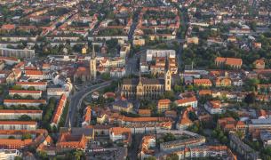 Stadt, Luftaufnahme Halberstadt