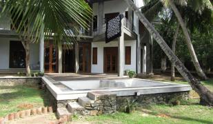 Isana Beach House