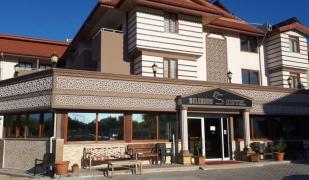 Selenium Hotel