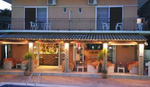 Makis Louvlis Apartments & Studios Makis Louvlis Apartments & Studios