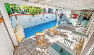 Zubeyde Hanim Alacati Otel