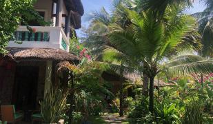 Full Moon Beach Resort