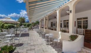 Hotel Sandalyon