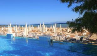 Cavomarina Beach Hotel
