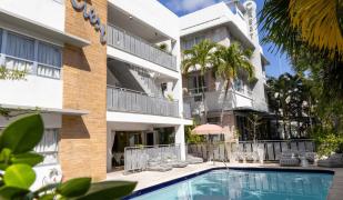 Crest Hotel Suites