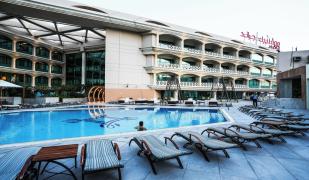 Mövenpick Grand Al Bustan Dubai