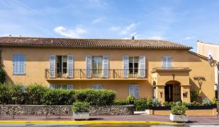 Hôtel Le Y