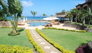 Pointe Aux Piments