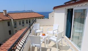Mina Apart Hotel