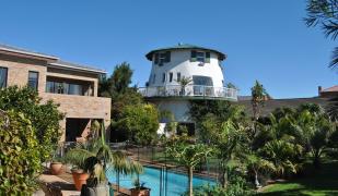 Cape Oasis Guesthouse