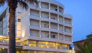 Sina Astor Sina Astor