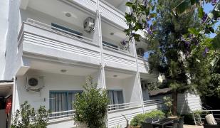 Navy Boutique Hotel