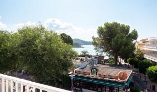 Neptuno Paguera Hostal