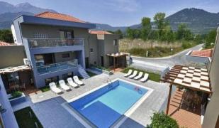 Chrissi Ammoudia (Golden Beach)