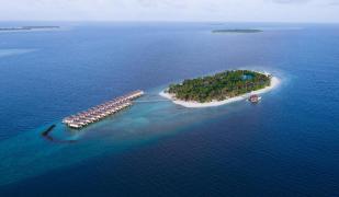 Dreamland The Unique Sea & Lake Resort / Spa