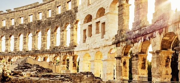 Amphitheater Pula Pula