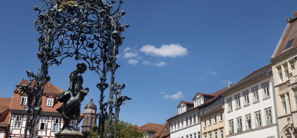  Gänseliesel-Brunnen Göttingen