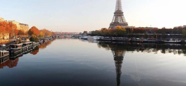 Seine und Eiffelturm - Blick auf Seine und Eiffelturm