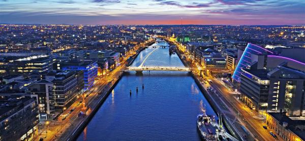 Grand Canal - Dublin bei Nacht