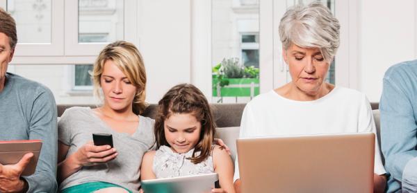 Emotion: Familie - Online - Smartphone - Tablet