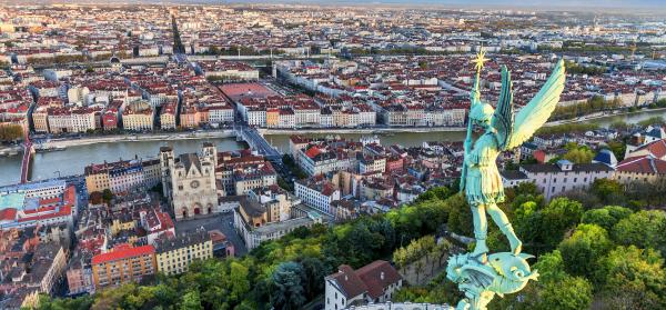 Städtetrip, Fluss, religiöse Stätte Lyon