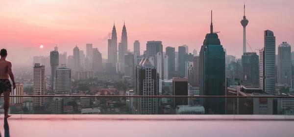 Sonnenuntergang, Skyline, Pool, Mann, Stadt Kuala Lumpur