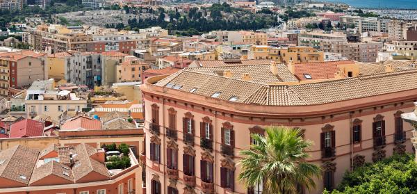 Stadt, Berge Cagliari