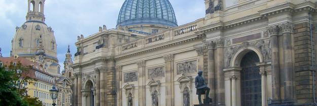 "Zitronenpresse" genannte Kuppel des Lipsius-Baus Gebäude Kuppel Frauenkirche