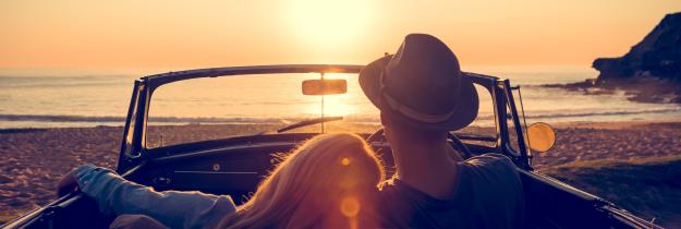 Auto+Cabrio+Paar+mensch+Sonnenuntergang