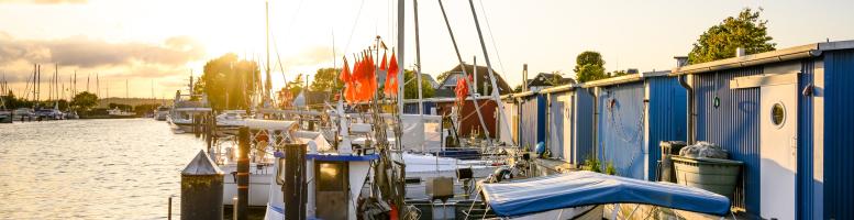 Niendorfer Hafen - Timmendorfer Strand Niendorfer Hafen - Timmendorfer Strand