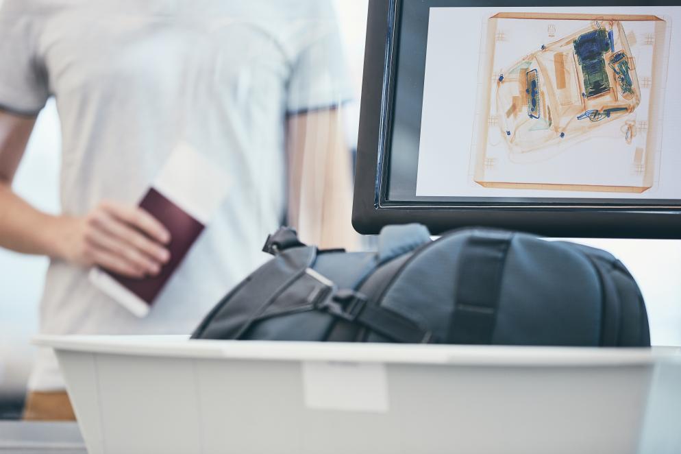 Handgepäck+Sicherheitskontrolle+Flughafen