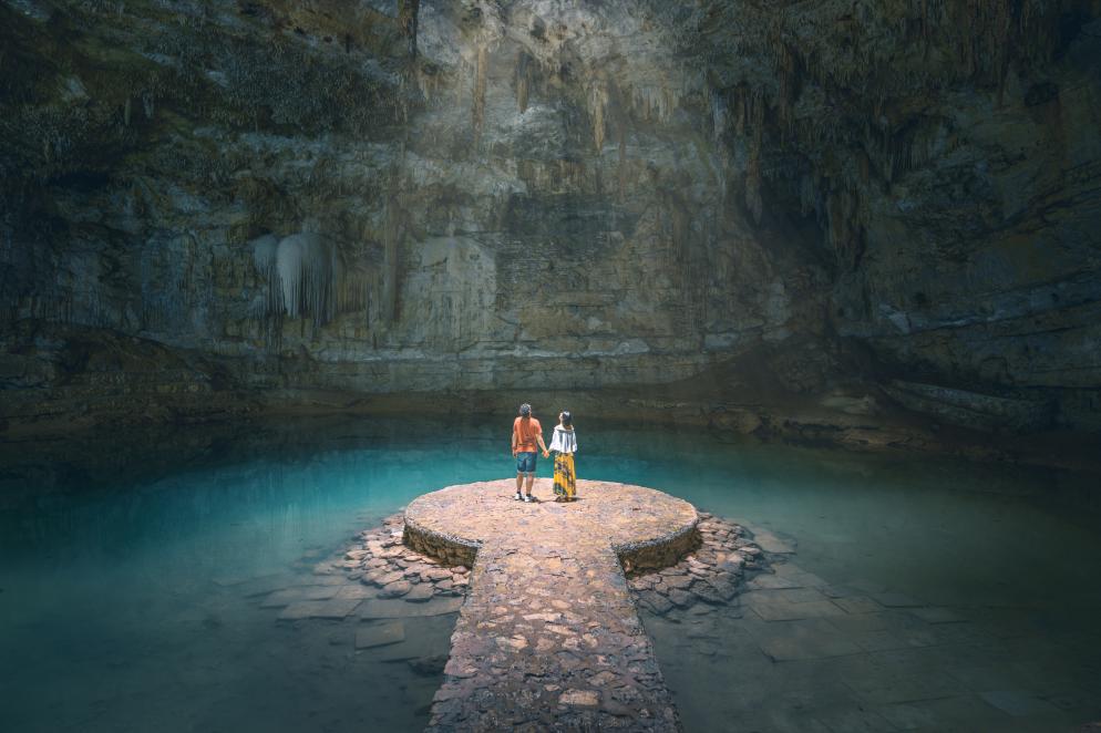 Cenote Suytun - Valladolid (Yucatan) Cenote Suytun - Valladolid (Yucatan)