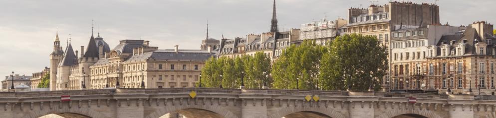Paris Paris, Brücke Paris