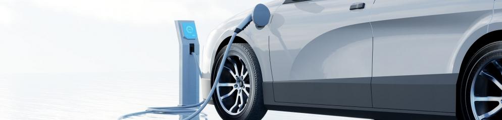 Elektroauto+Laden+Himmel+Emotion