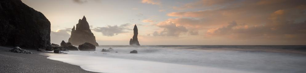 Island_Vik Beach_slim