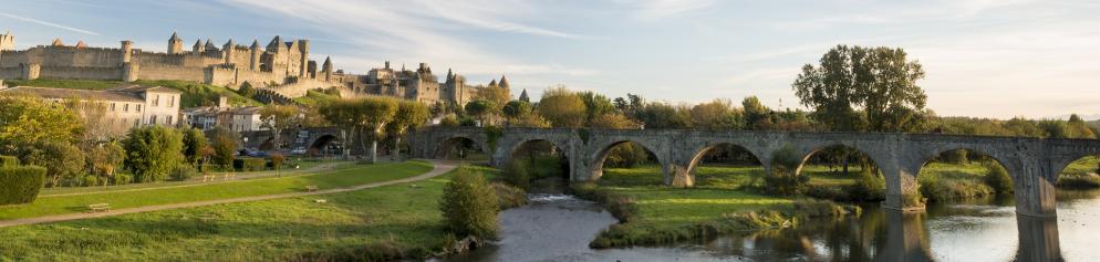 Brücke über Fluss