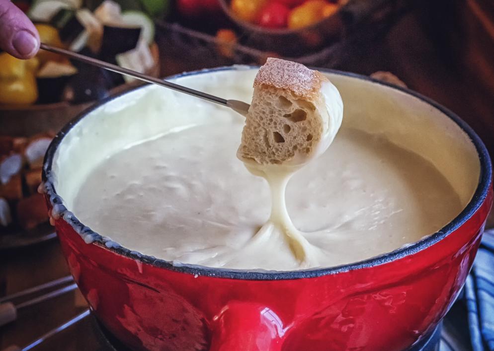 Fondue+Käse+Brot+Spieß